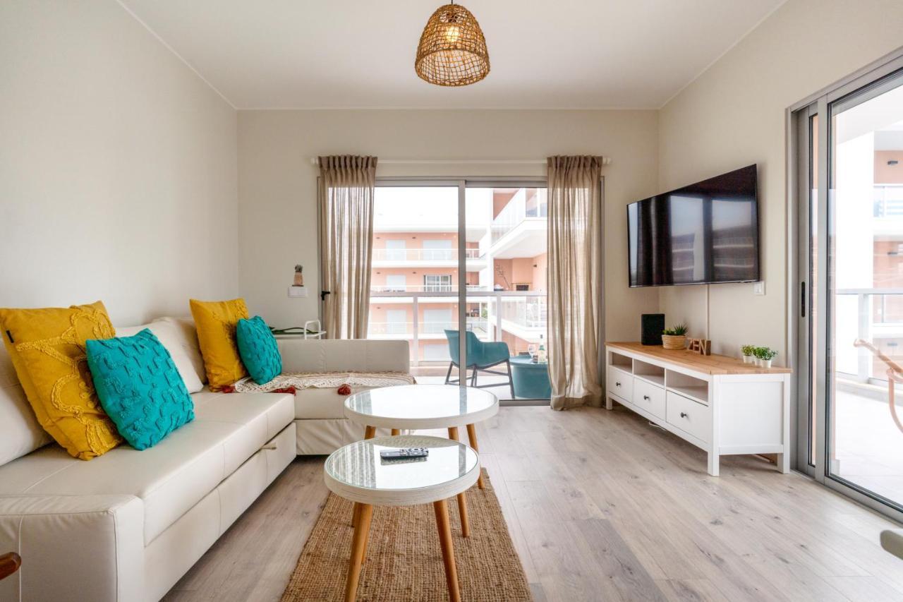 Sunny Brand New 2-Bedroom Apt - 500M From Praia Da Rocha With Ac And Pool! Portimão Esterno foto