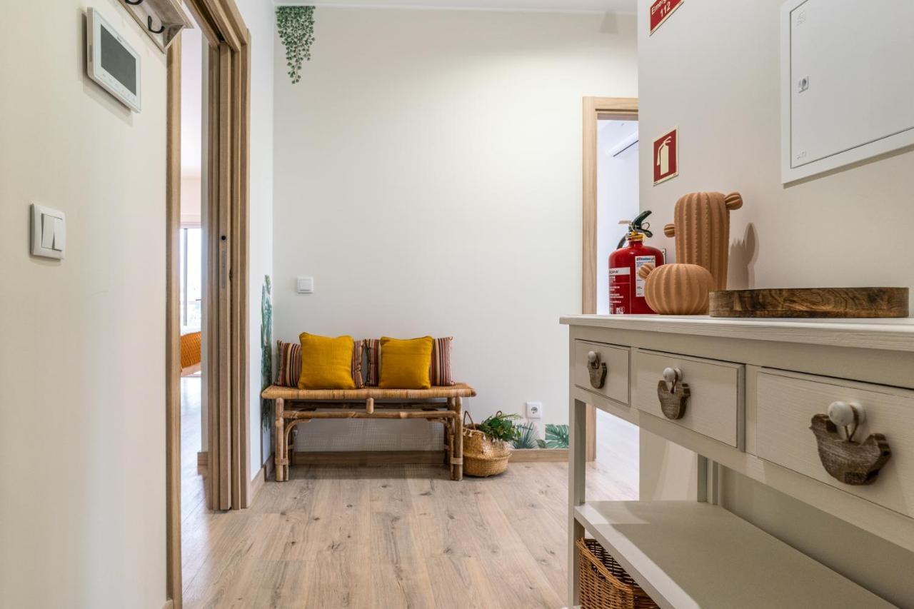 Sunny Brand New 2-Bedroom Apt - 500M From Praia Da Rocha With Ac And Pool! Portimão Esterno foto