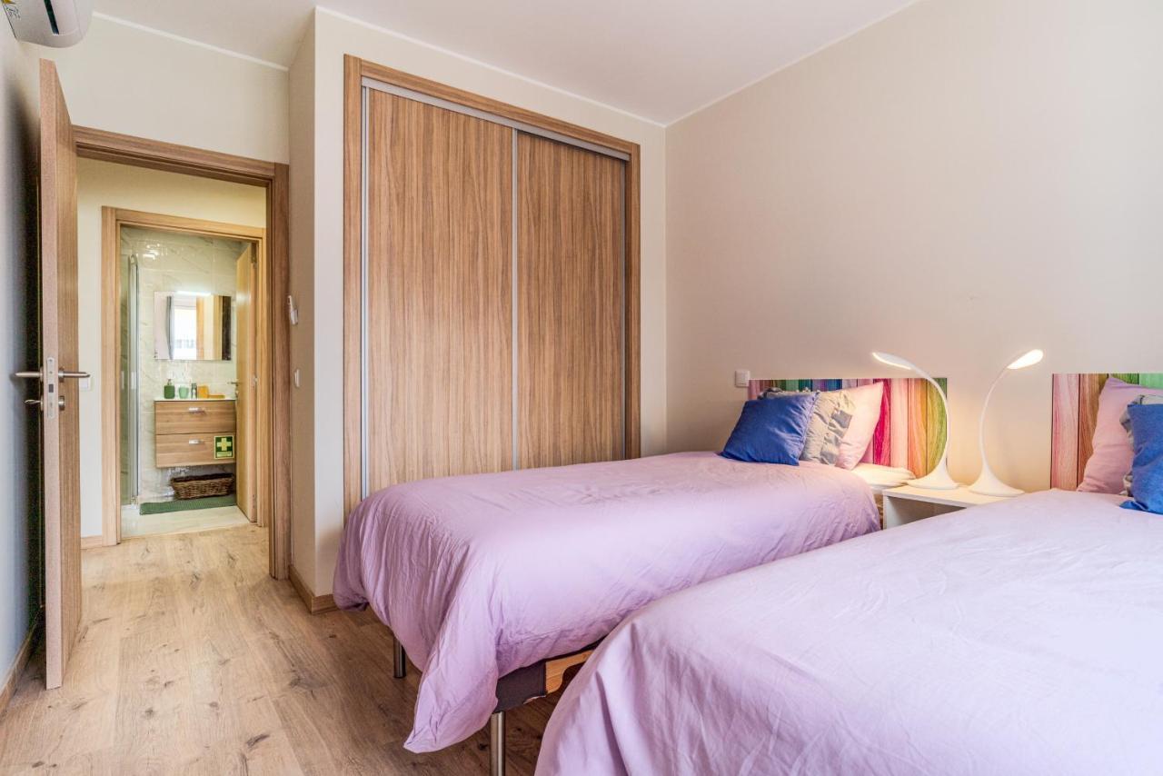 Sunny Brand New 2-Bedroom Apt - 500M From Praia Da Rocha With Ac And Pool! Portimão Esterno foto